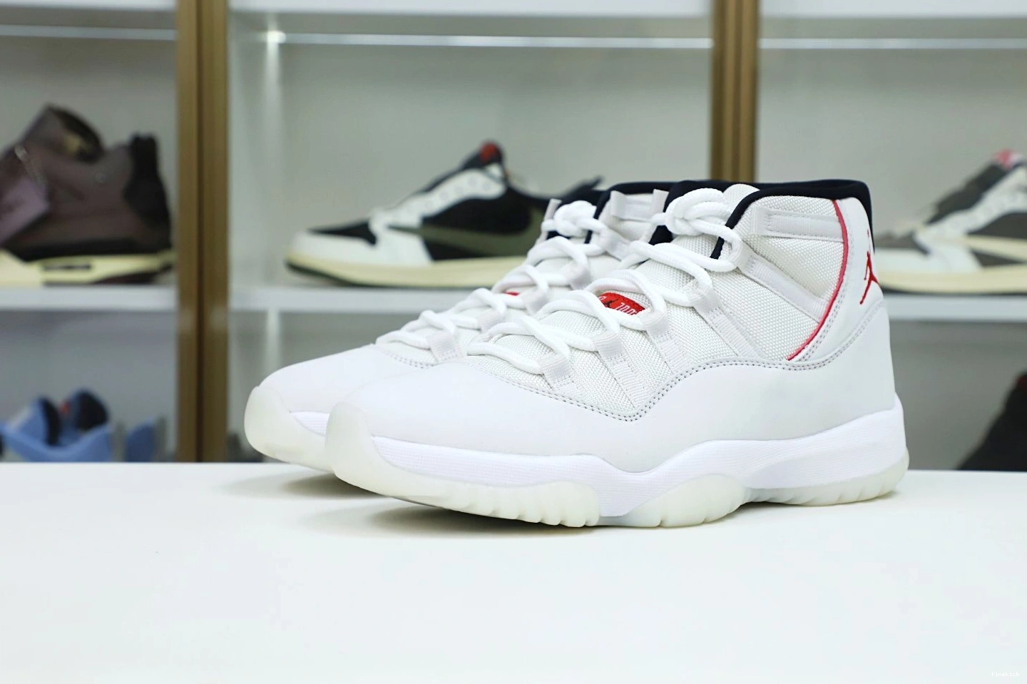 XI TINT JORDAN AIR RETRO PLATINUM 11 0113